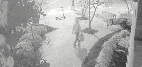 FBI Slammed For Releasing Video of Jan. 6 Pipe Bomb Suspect 4 Years Later